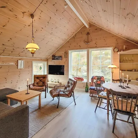 2 Bedroom Cozy In Finnas