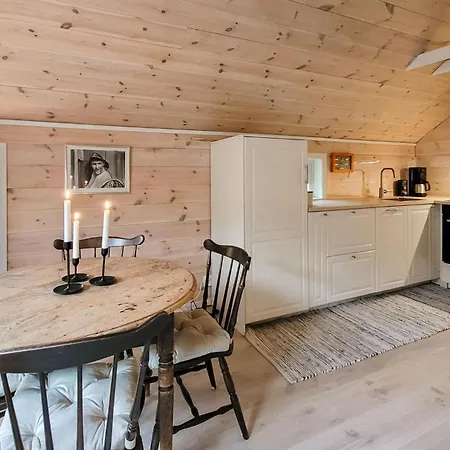 Casa vacanze Stunning In Finnas With Wifi *