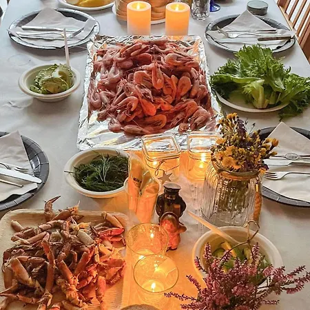 2 Bedroom Cozy In Finnas Nyaraló Grutle