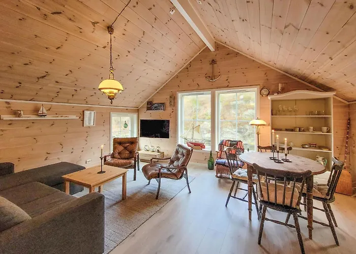 2 Bedroom Cozy In Finnas